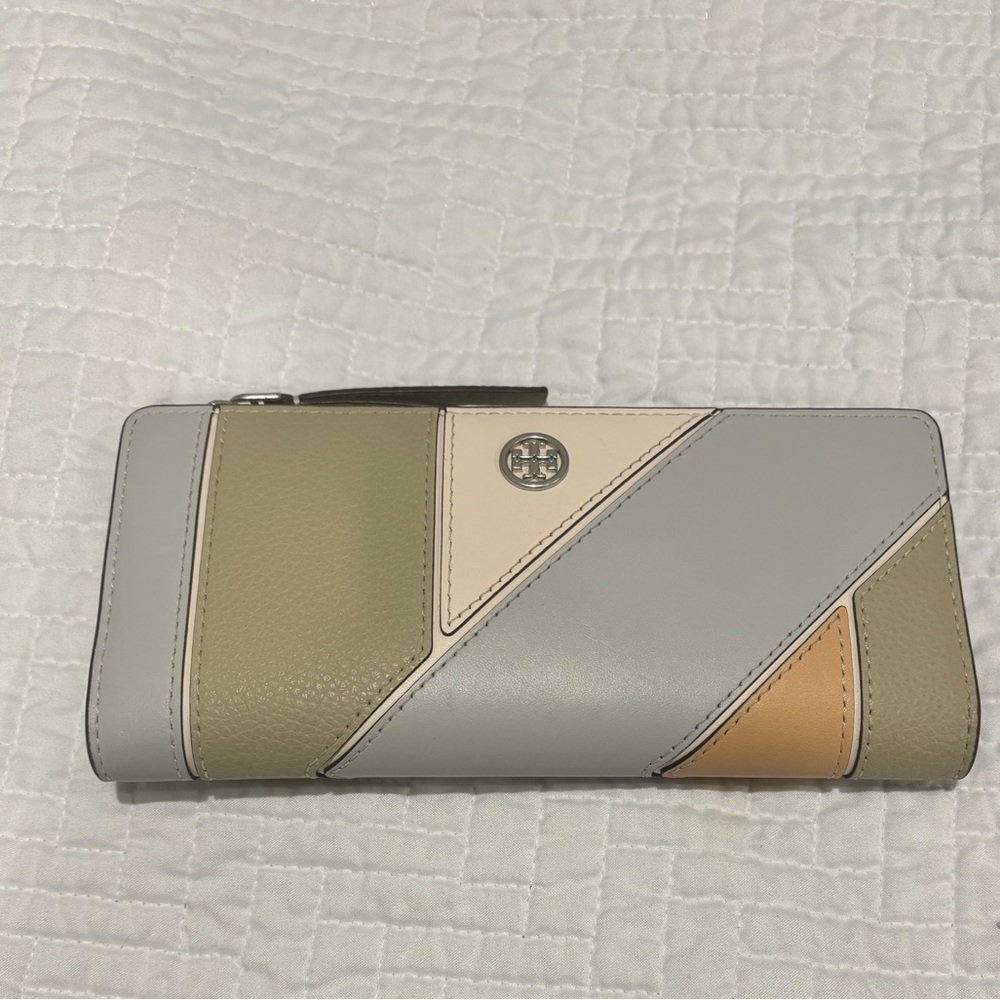 Tory Burch Robinson Patchwork Wallet - image 1